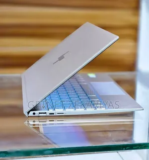 New Laptop HP Envy 14 8GB Intel Core I5 SSD 512GB