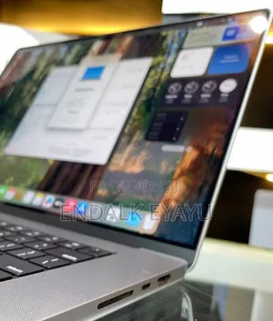 New Laptop Apple MacBook Pro M1 32GB Apple M1 Pro SSD 1T