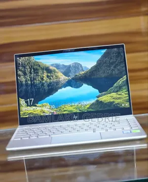 New Laptop HP Envy X2 8GB Intel Core I5 SSD 512GB