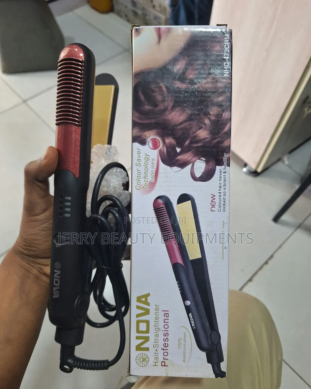 Nova Professional Hair Straightener