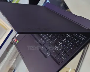 New Laptop Lenovo 16GB AMD Ryzen 5 SSD 1T