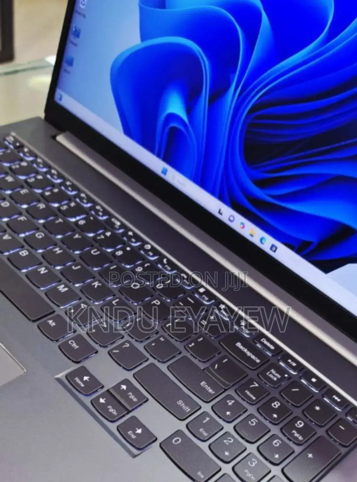 New Laptop HP EliteBook 850 G8 16GB Intel Core I7 SSD 512GB