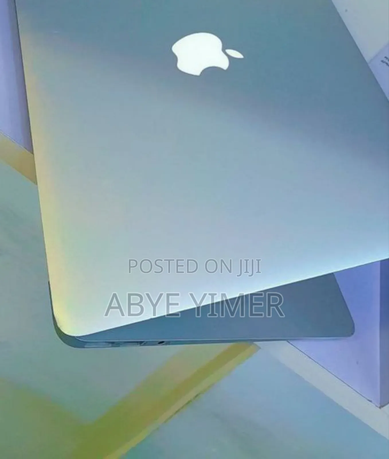 New Laptop Apple MacBook Pro 2017 8GB Intel Core i5 SSD 128GB