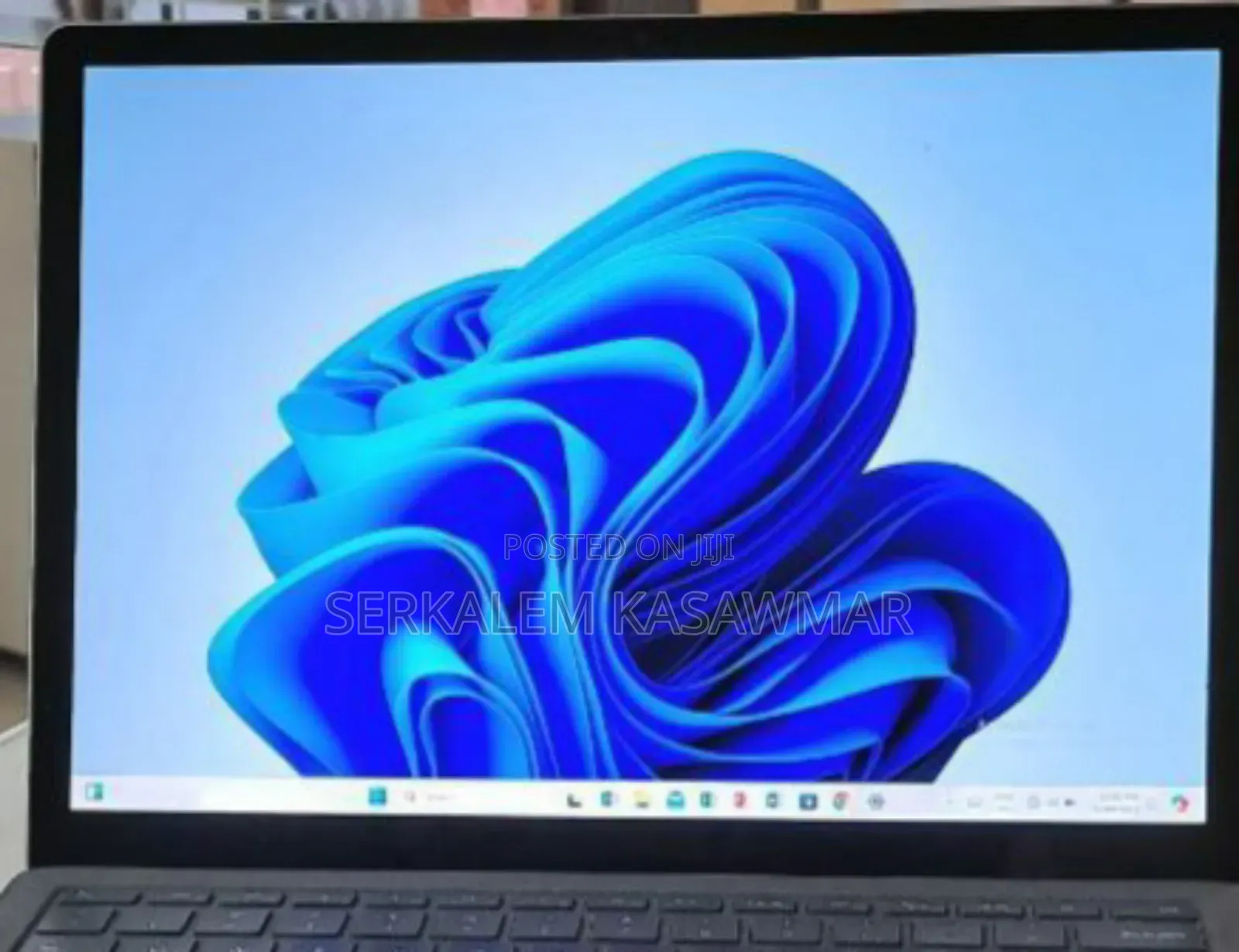 New Laptop Microsoft Surface 16GB Intel Core I7 SSD 256GB