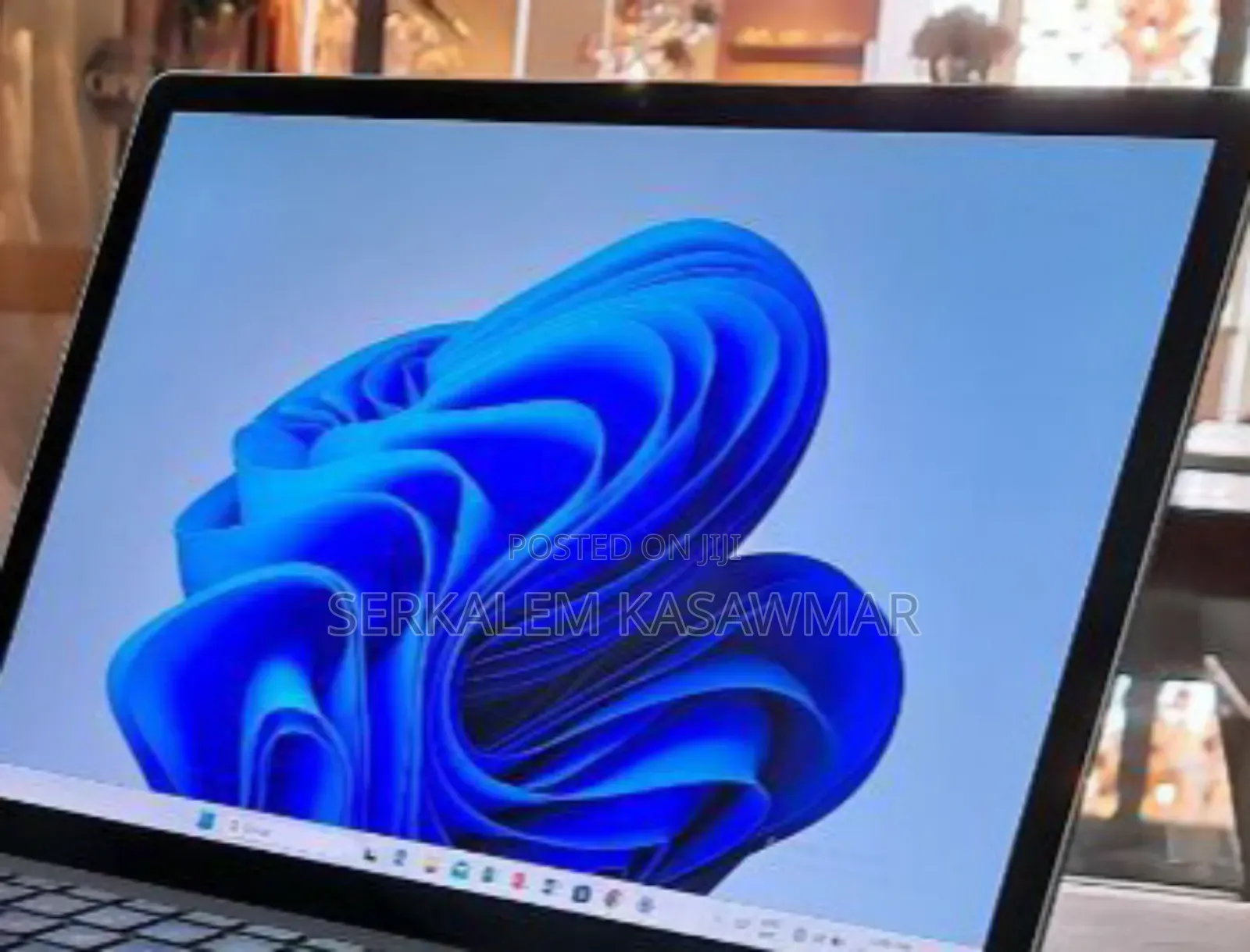 New Laptop Microsoft Surface 16GB Intel Core I7 SSD 256GB