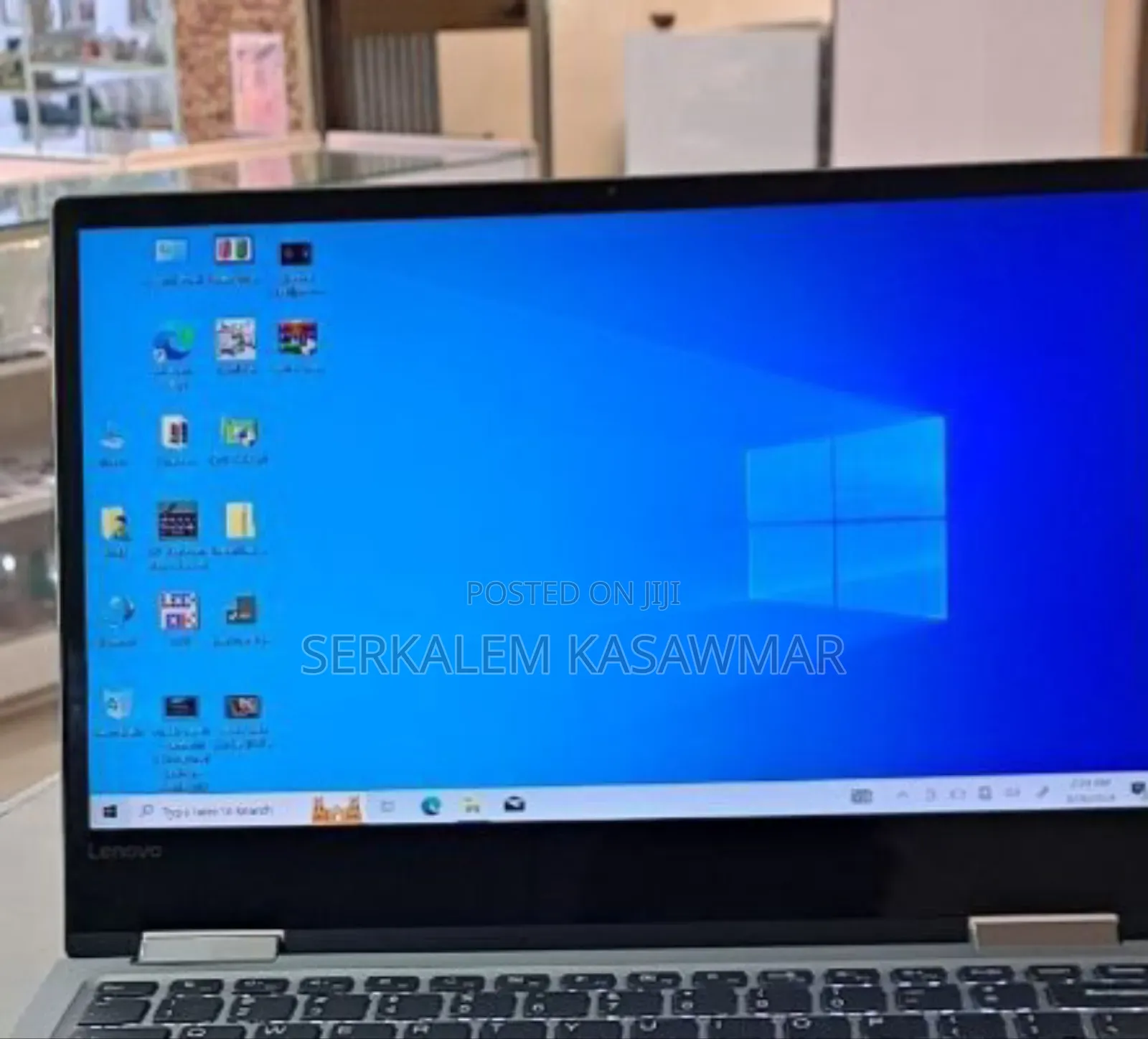 New Laptop Lenovo Yoga 710 8GB Intel Core i5 SSD 512GB