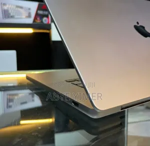 New Laptop Apple MacBook Pro M1 32GB Intel Core M SSD 1T
