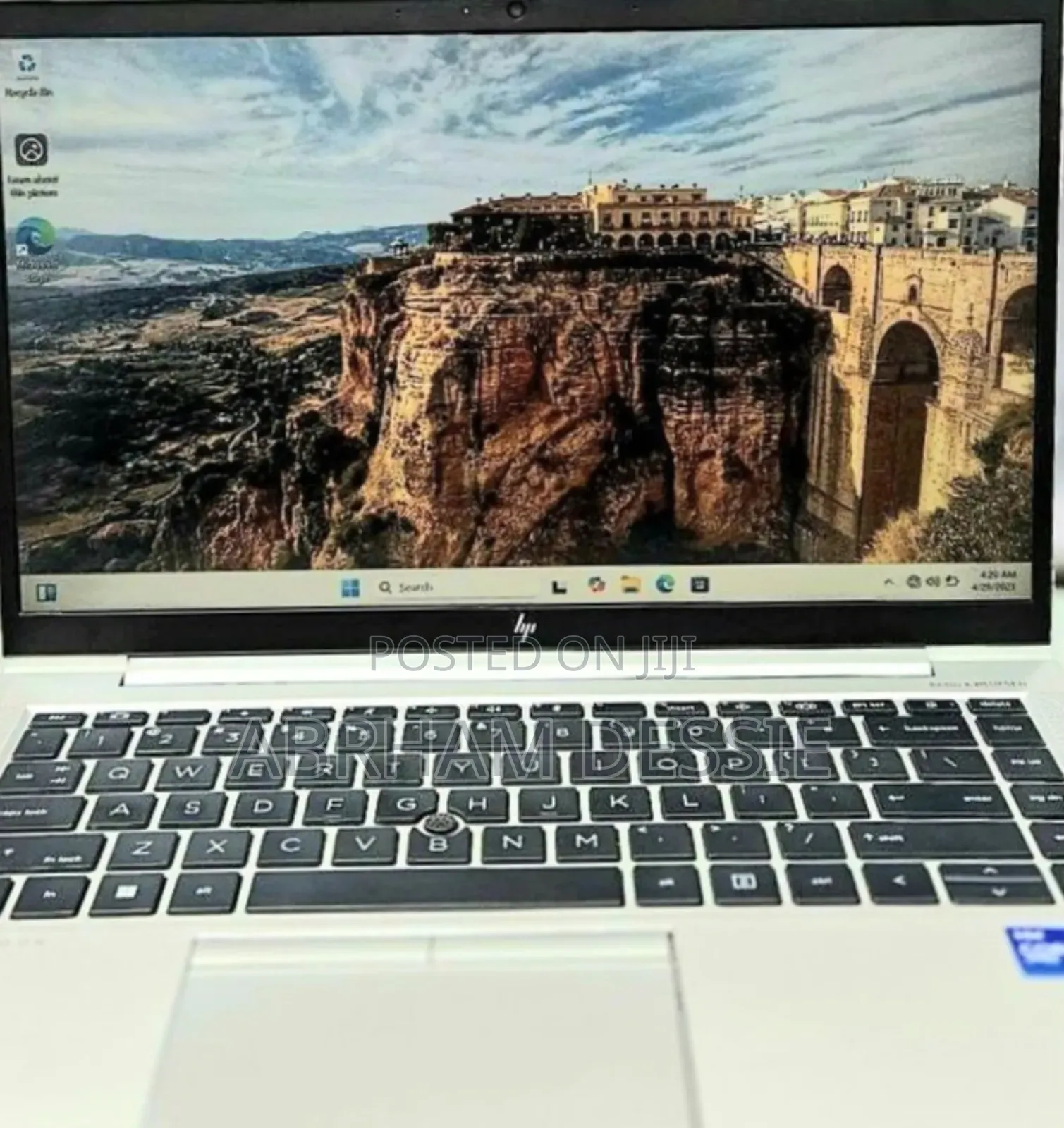 New Laptop HP EliteBook 1040 G8 16GB Intel Core I7 SSD 512GB