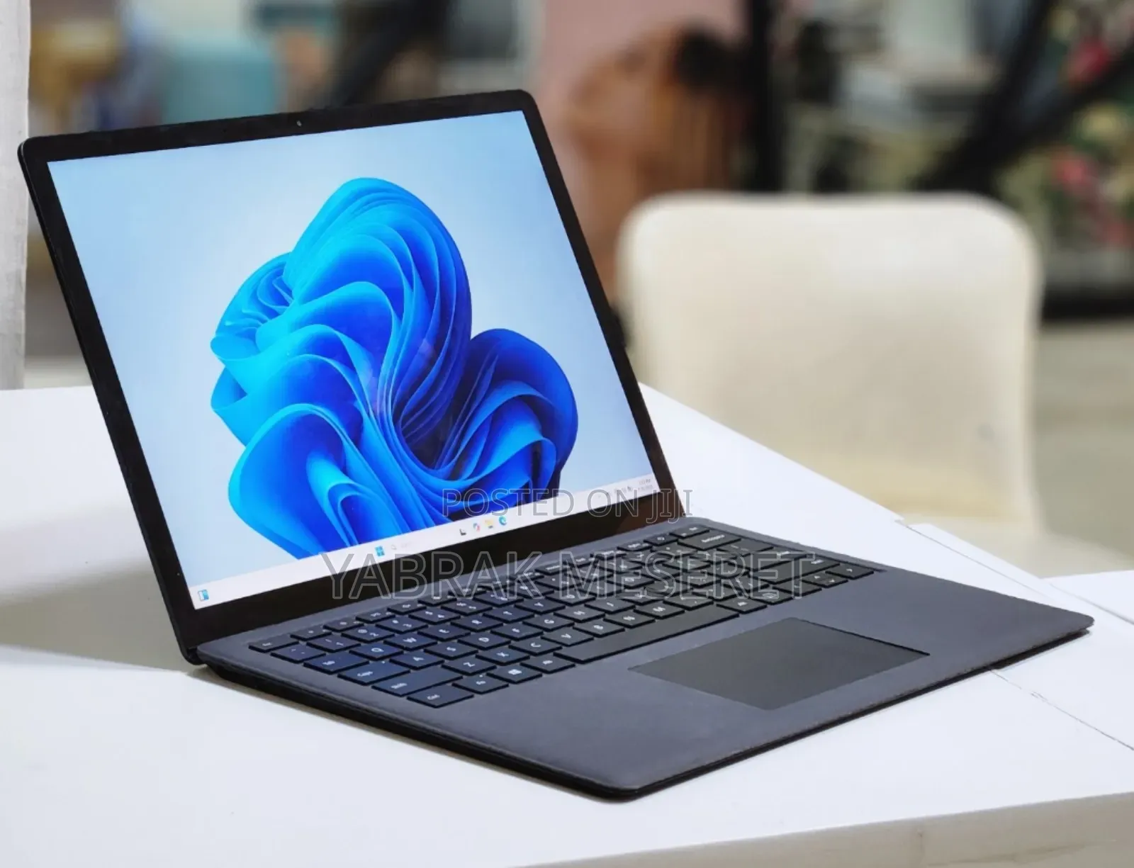 New Laptop Microsoft Surface Laptop 2 16GB Intel Core I7 SSD 512GB