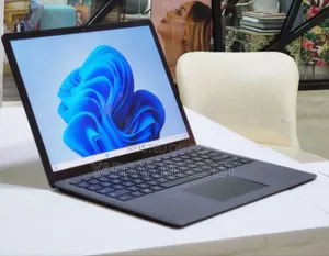 New Laptop Microsoft Surface Laptop 2 16GB Intel Core I7 SSD 512GB