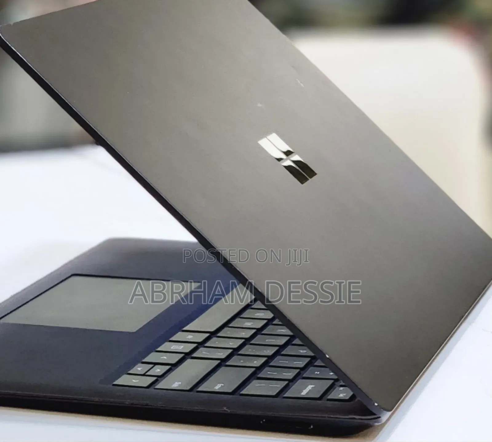 New Laptop Microsoft Surface 16GB Intel Core I7 SSD 512GB