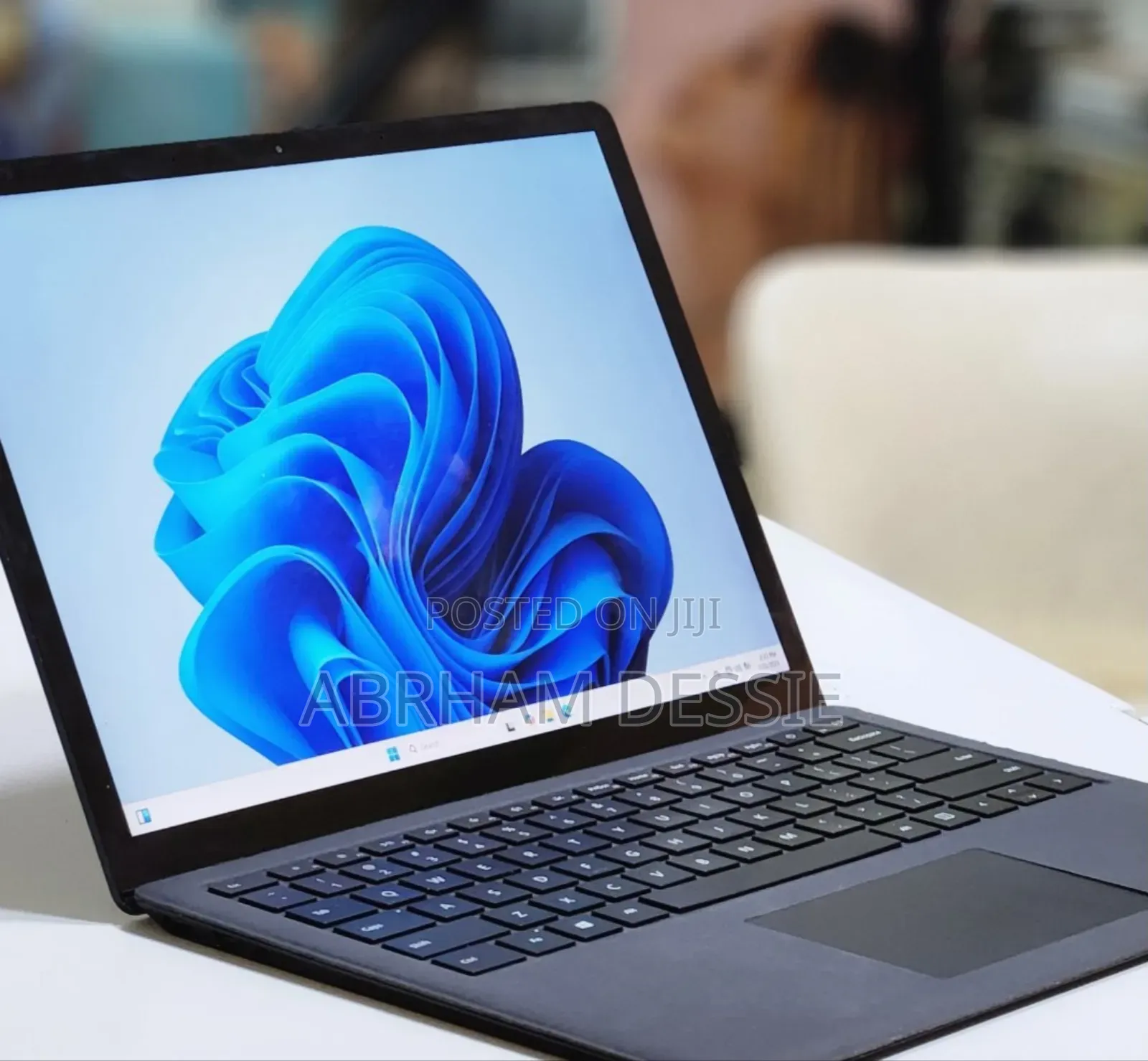 New Laptop Microsoft Surface 16GB Intel Core I7 SSD 512GB