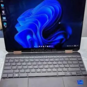 Photo - New Laptop HP Spectra 13 16GB Intel Core I7 SSD 1T