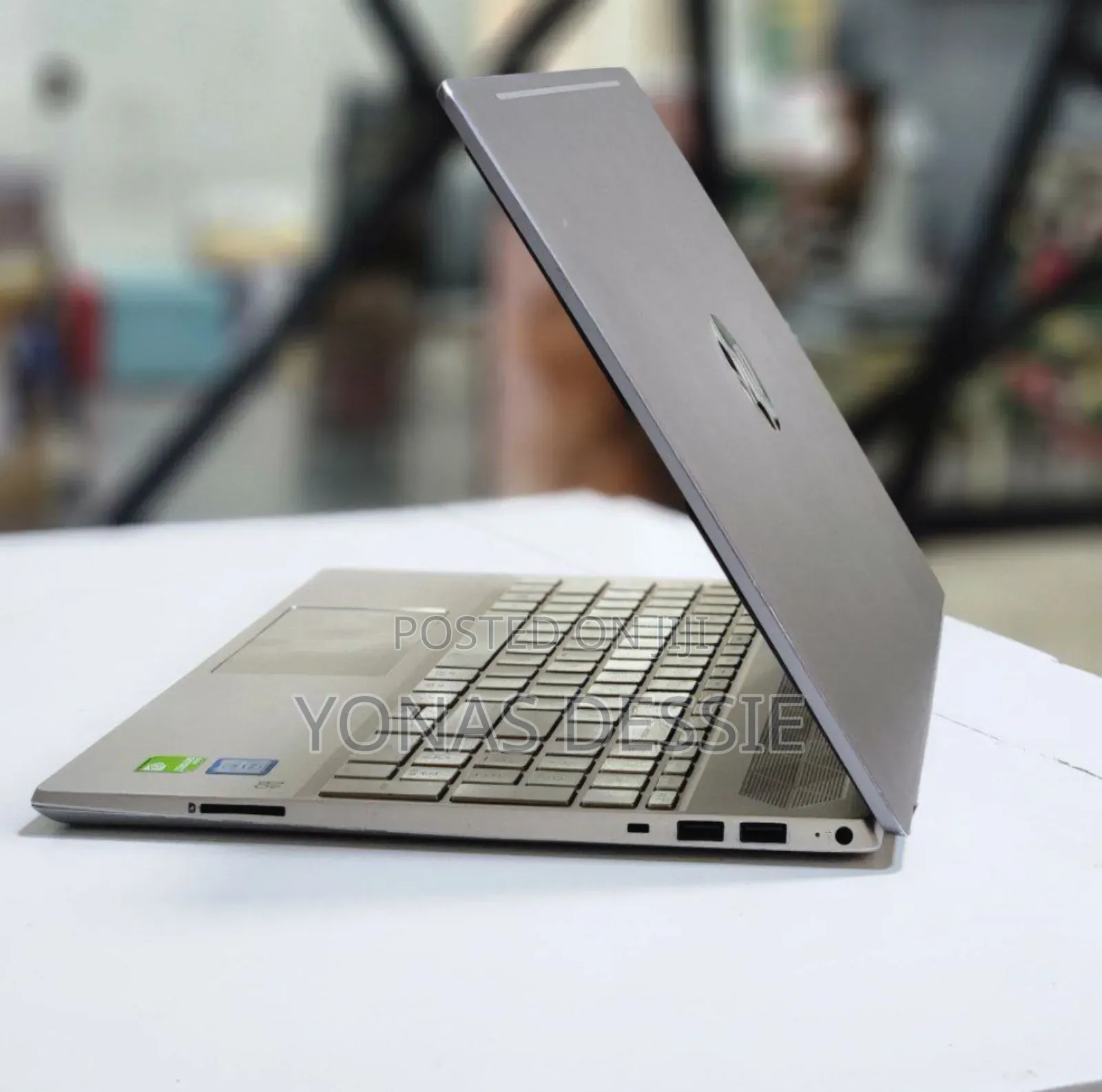 New Laptop HP Pavilion 15 8GB Intel Core I7 SSD 512GB