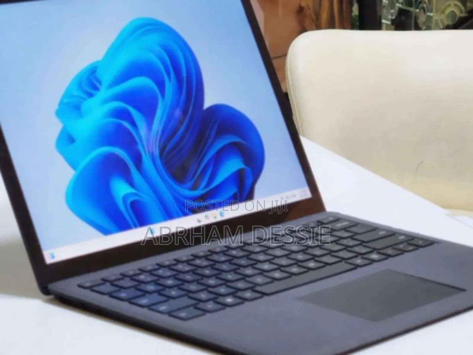 New Laptop Microsoft Surface 16GB Intel Core I7 SSD 512GB
