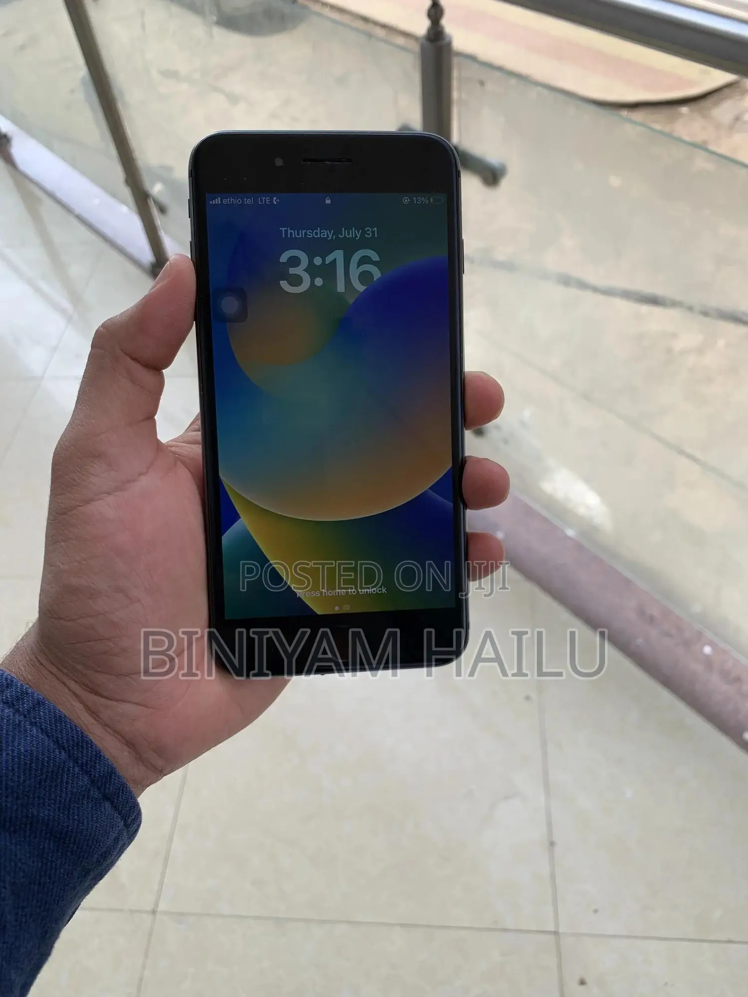 Apple iPhone 8 Plus 64 GB Black