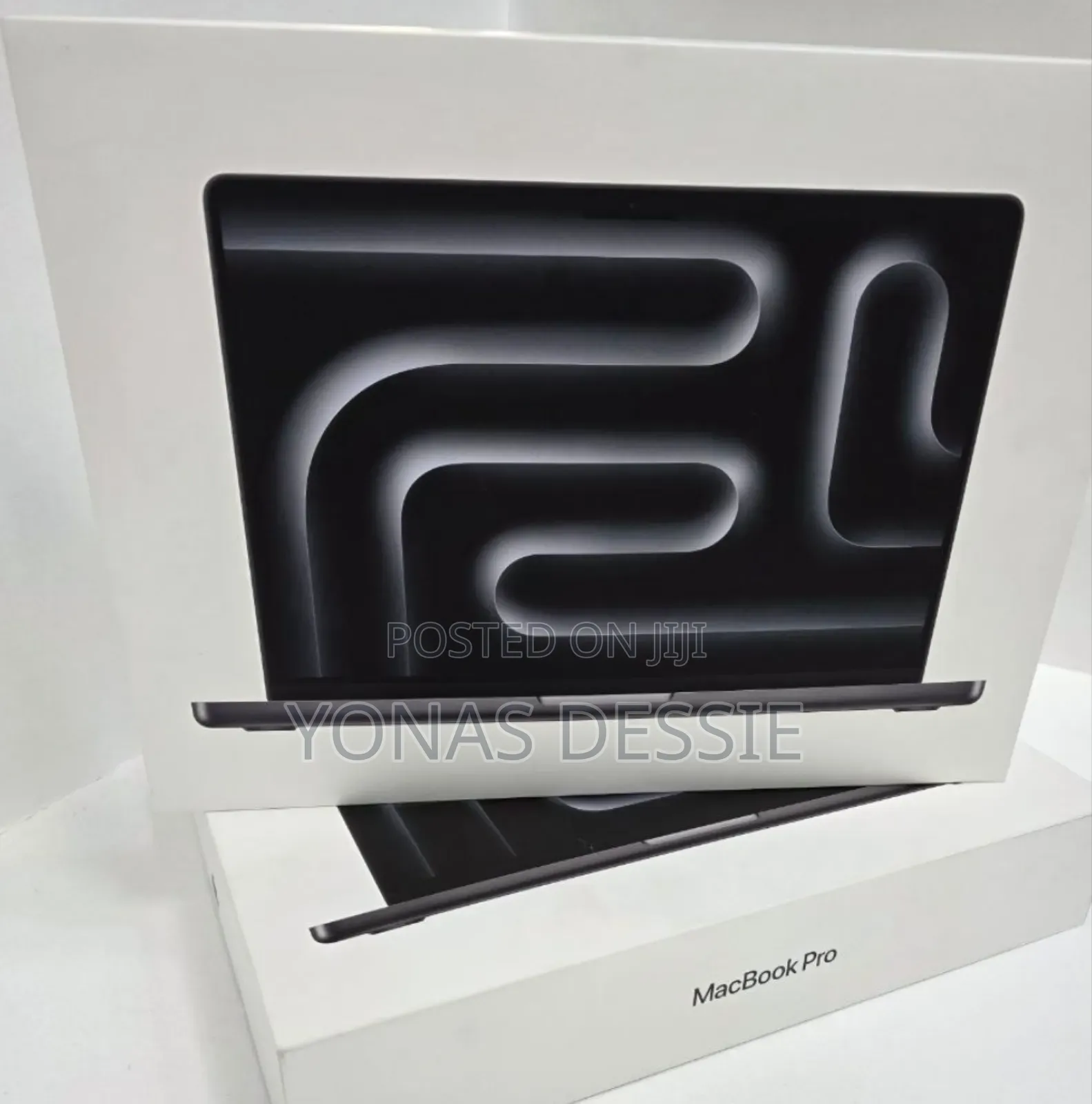 New Laptop Apple MacBook Pro 2024 M4 14-inch 18GB SSD 1T