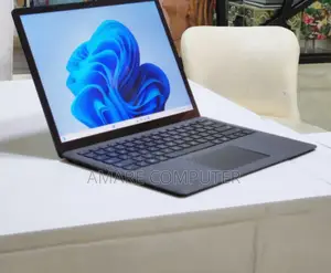 New Laptop Microsoft Surface 16GB Intel Core I7 SSD 512GB
