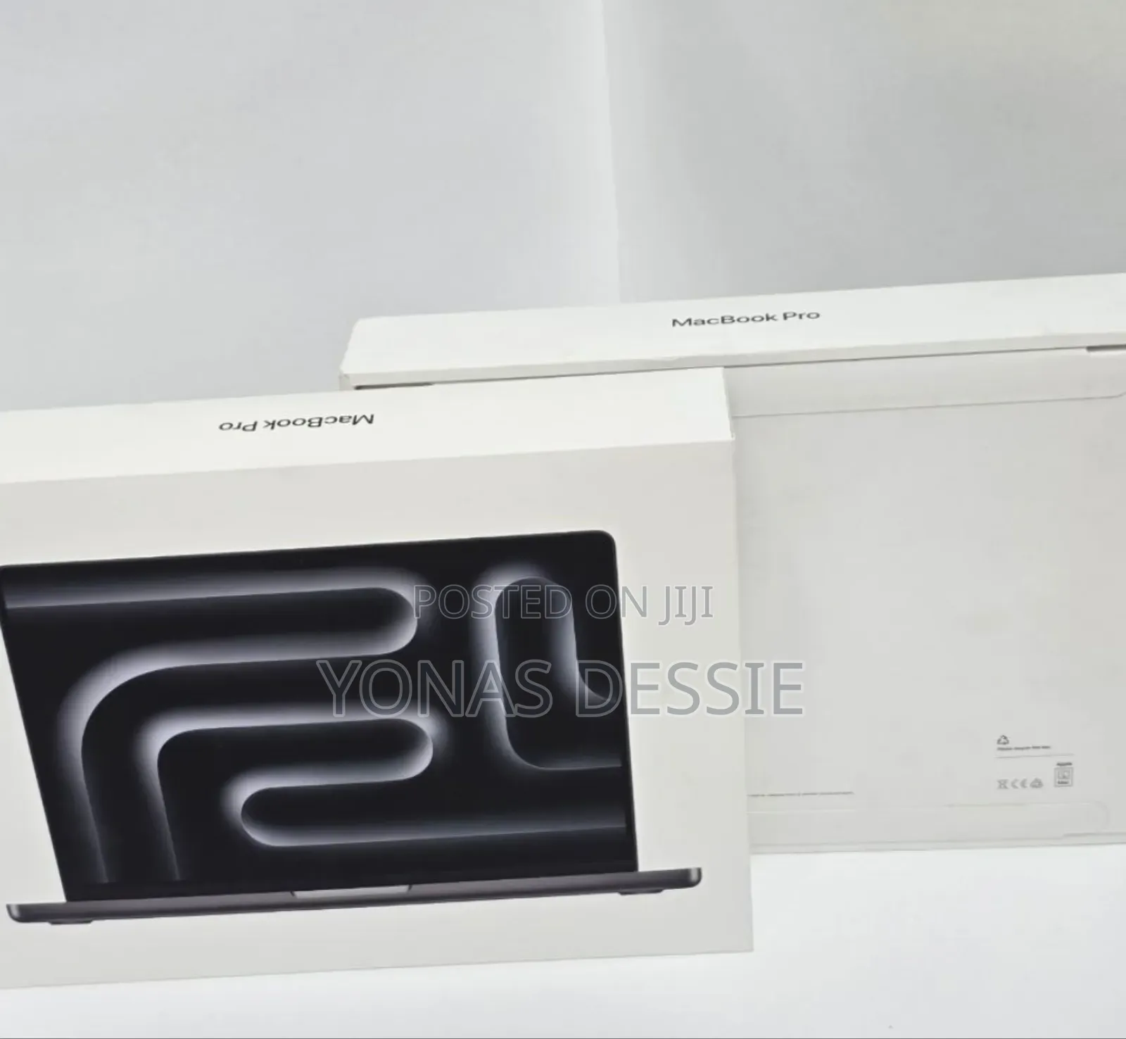 New Laptop Apple MacBook Pro 2024 M4 14-inch 18GB SSD 1T
