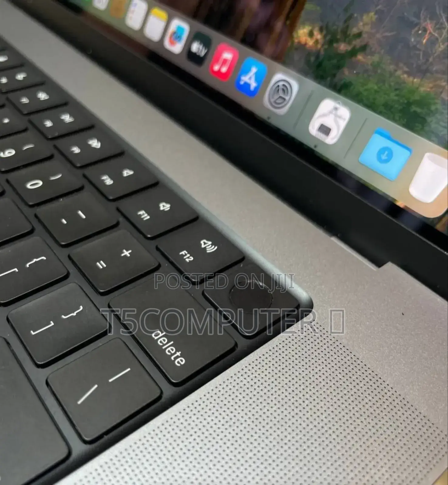 New Laptop Apple MacBook Pro M1 32GB Apple M1 SSD 1T