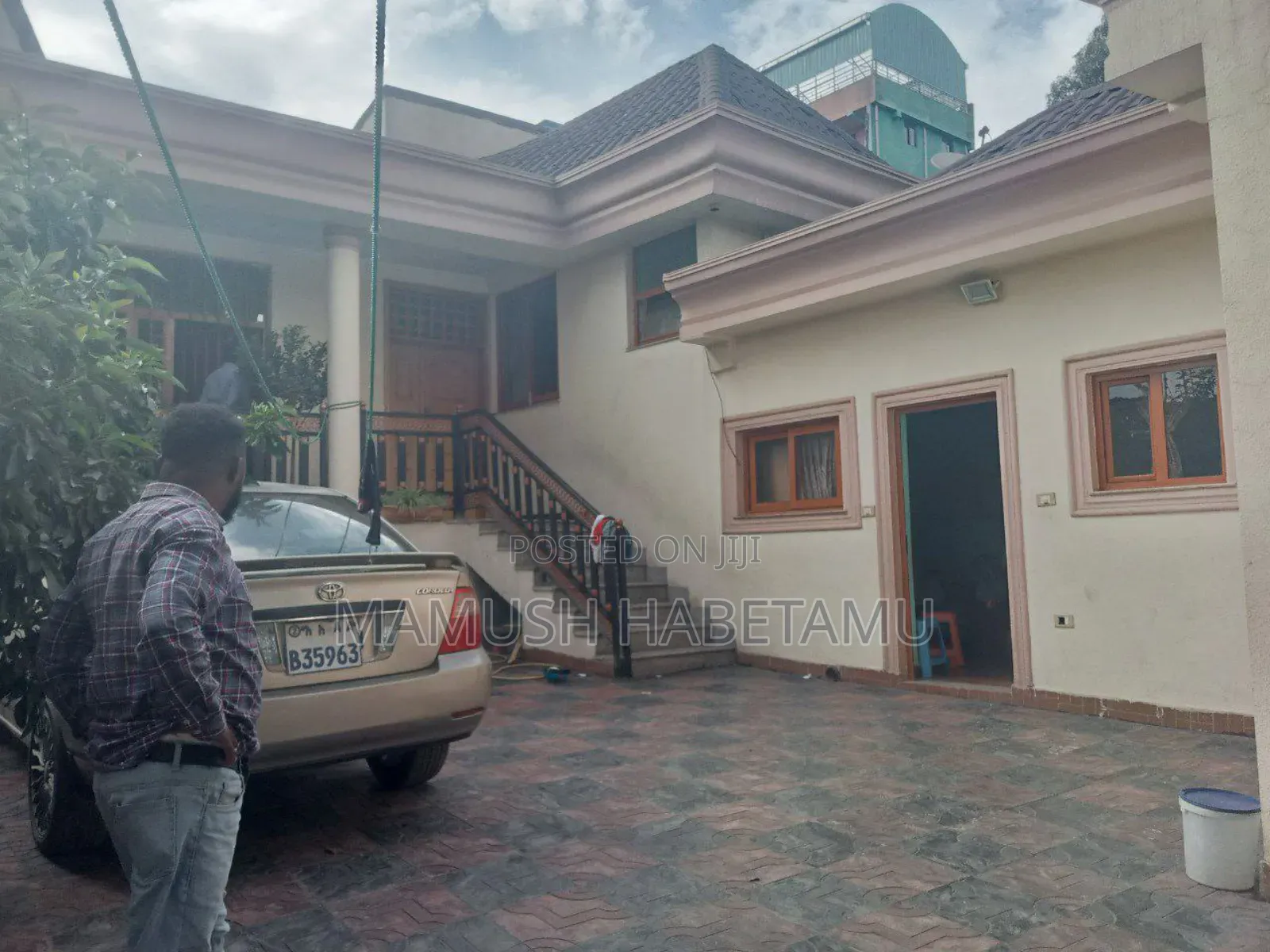 Furnished 5bdrm Villa in አዲስ አበባ, Nifas Silk-Lafto for sale