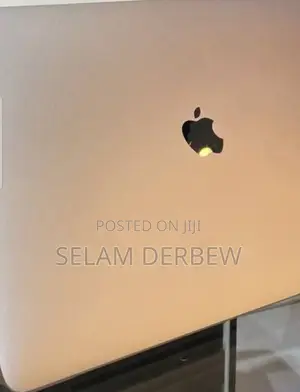 New Laptop Apple MacBook Pro 2019 32GB Intel Core I9 SSD 512GB