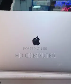 New Laptop Apple MacBook Pro 2018 32GB Intel Core I9 SSD 1T