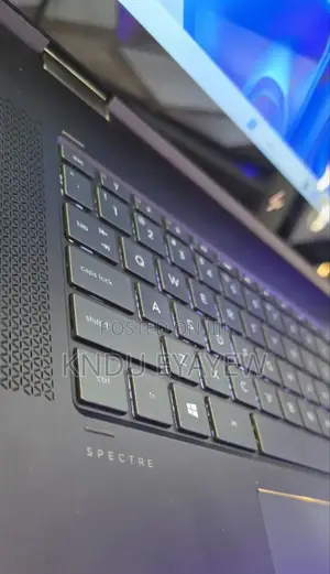 New Laptop HP Spectre X360 16GB Intel Core I7 SSD 512GB