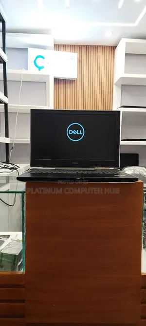 Photo - Laptop Dell G7 15 7590 8GB Intel Core I7 SSD 1T
