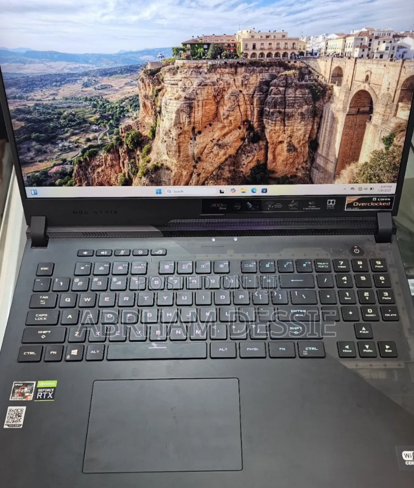 New Laptop Asus ROG Strix G731G 32GB AMD Ryzen 9 SSD 1T