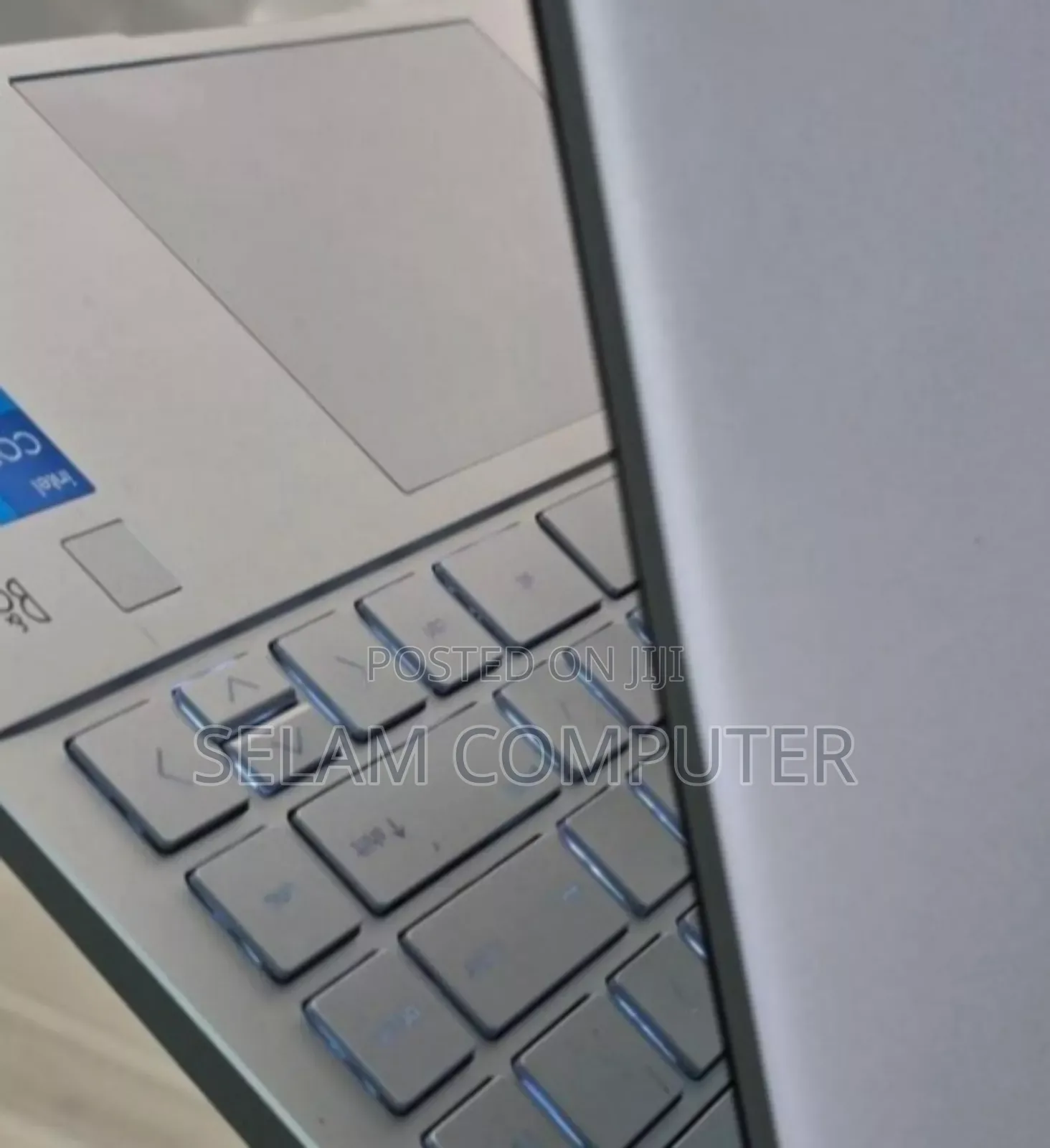 New Laptop Apple MacBook Pro M1 16GB Intel Core I5 SSD 1T