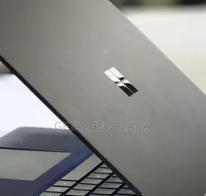 New Laptop Apple MacBook Pro M1 16GB Intel Core I7 SSD 512GB