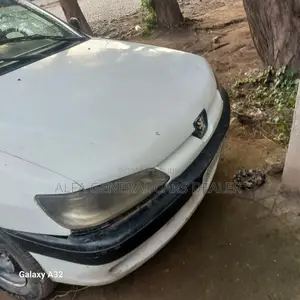 Photo - Peugeot 306 2000 White
