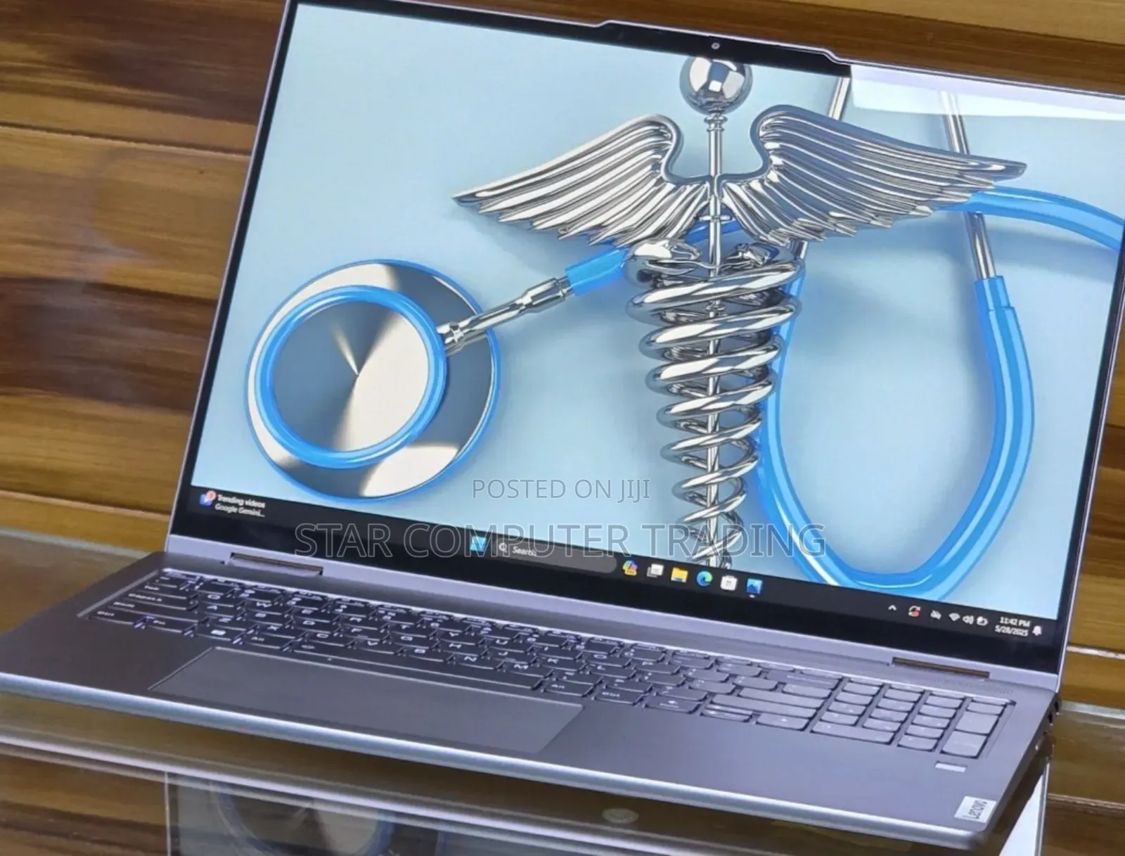 New Laptop Lenovo Yoga 7i 16GB Intel Core I7 SSD 512GB