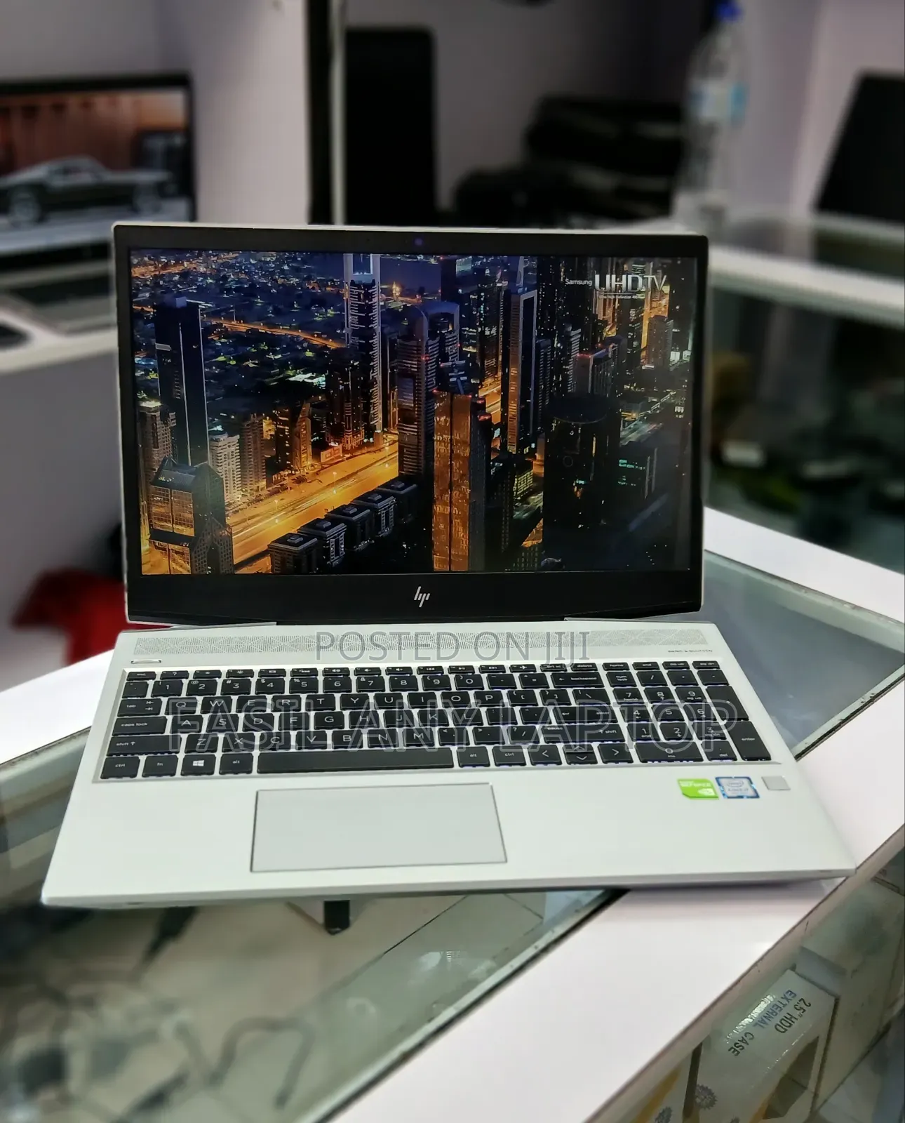 Laptop HP 4GB Nvidia SSD 512GB