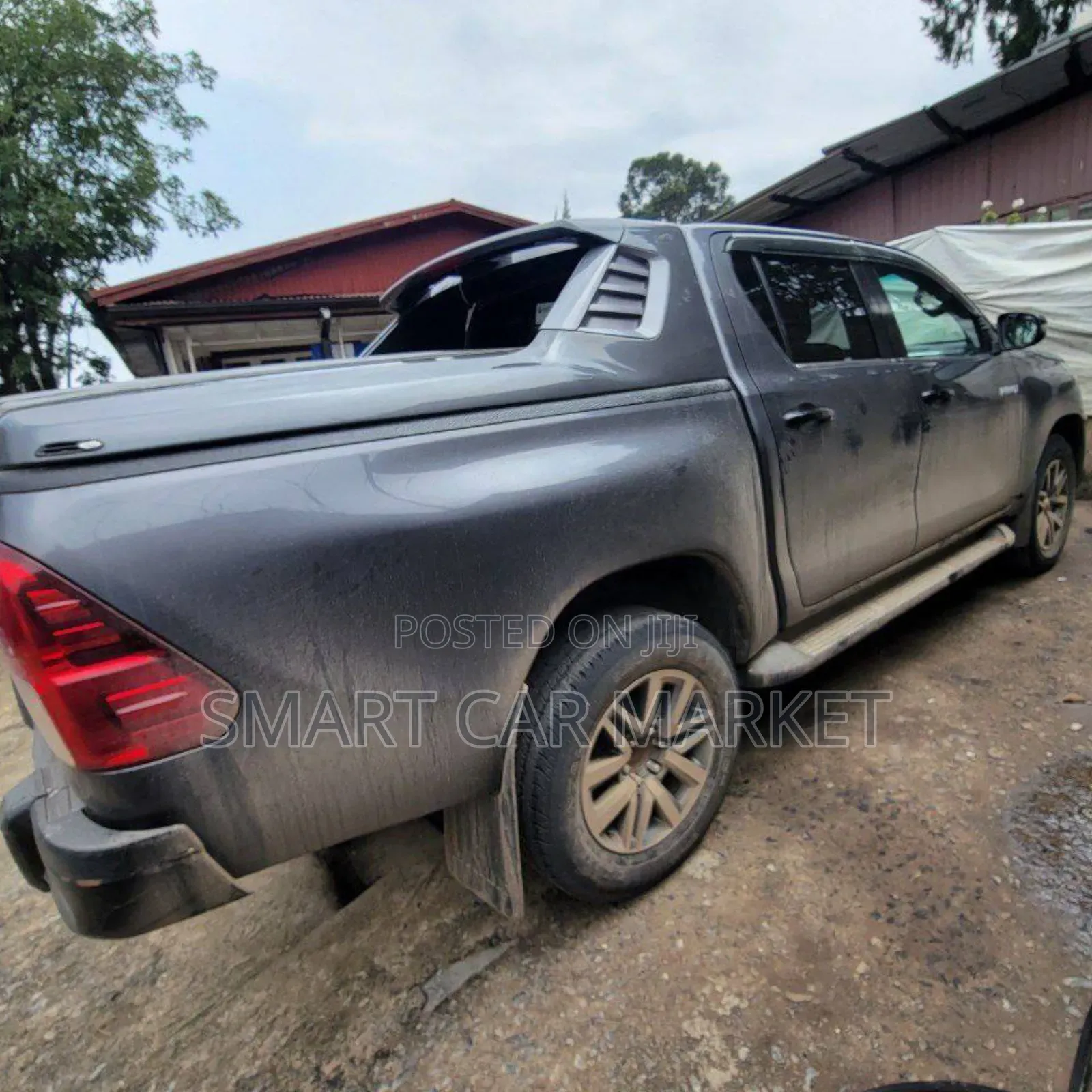 Toyota Hilux 2020 Gray