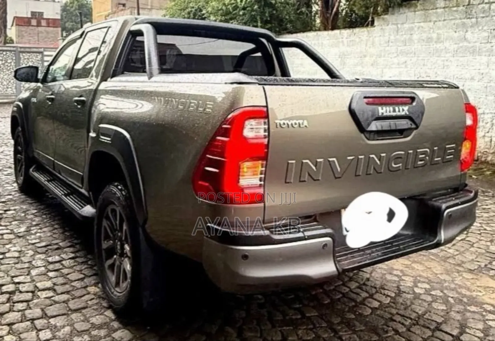 Toyota Hilux 2022 Gray