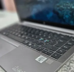 New Laptop HP Zbook Studio G7 32GB Intel Core I7 SSD 512GB