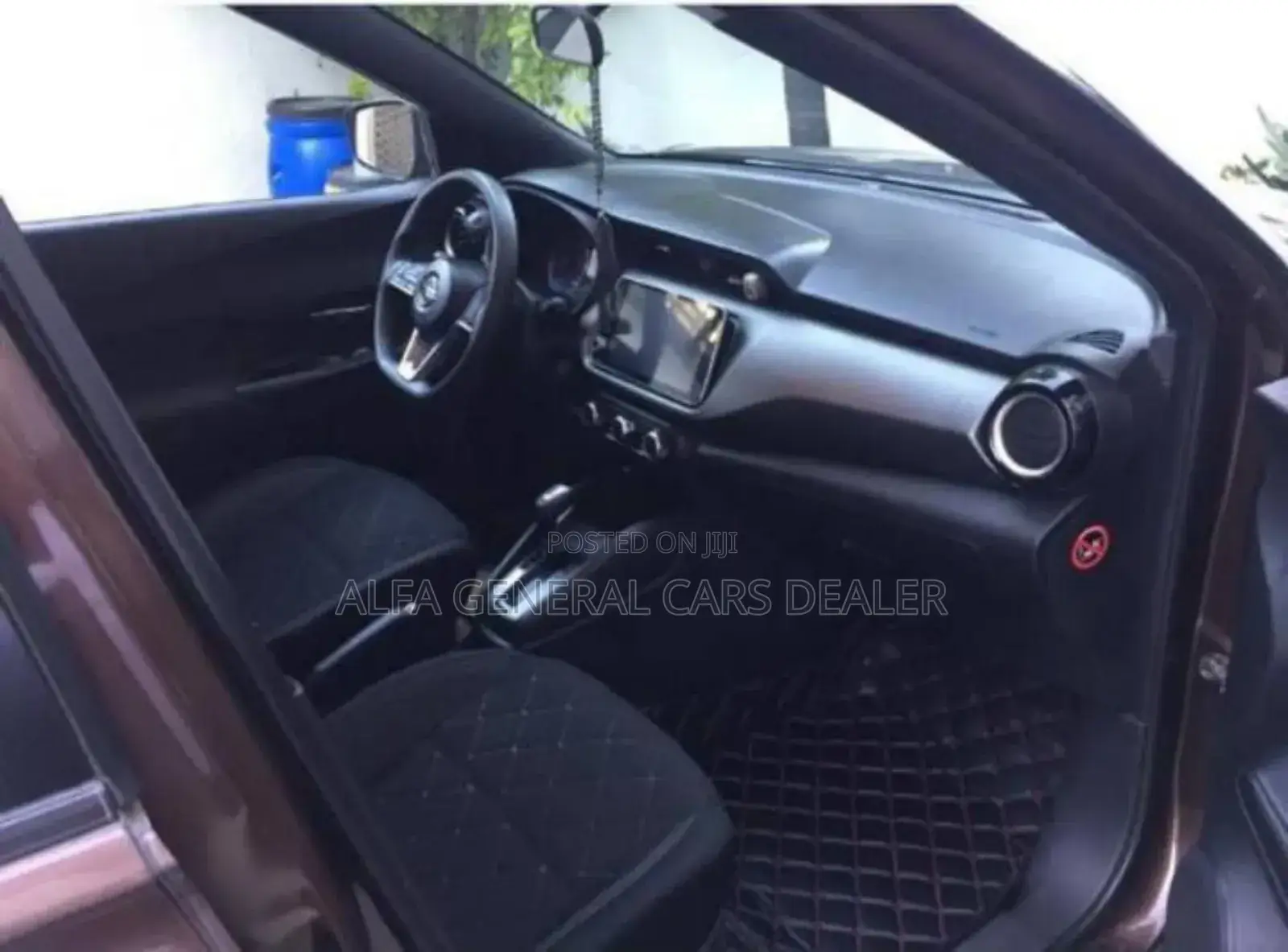 Nissan Kicks 2017 Brown