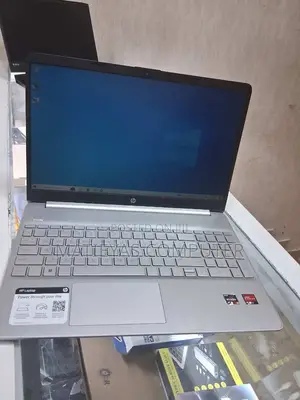 New Laptop HP 8GB AMD Ryzen 3 SSD 256GB