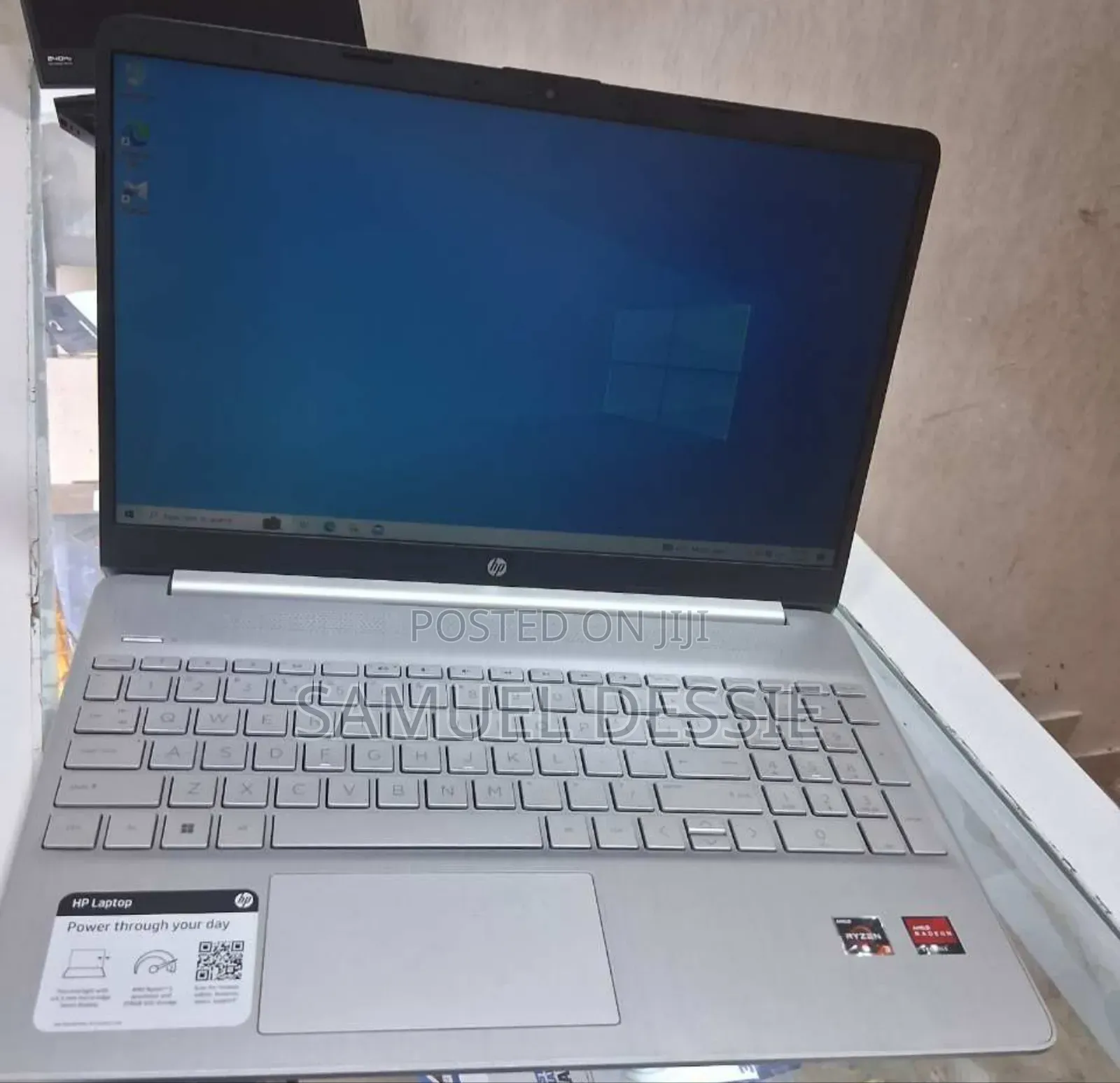 New Laptop HP Stream Notebook 8GB AMD Ryzen 3 SSD 256GB