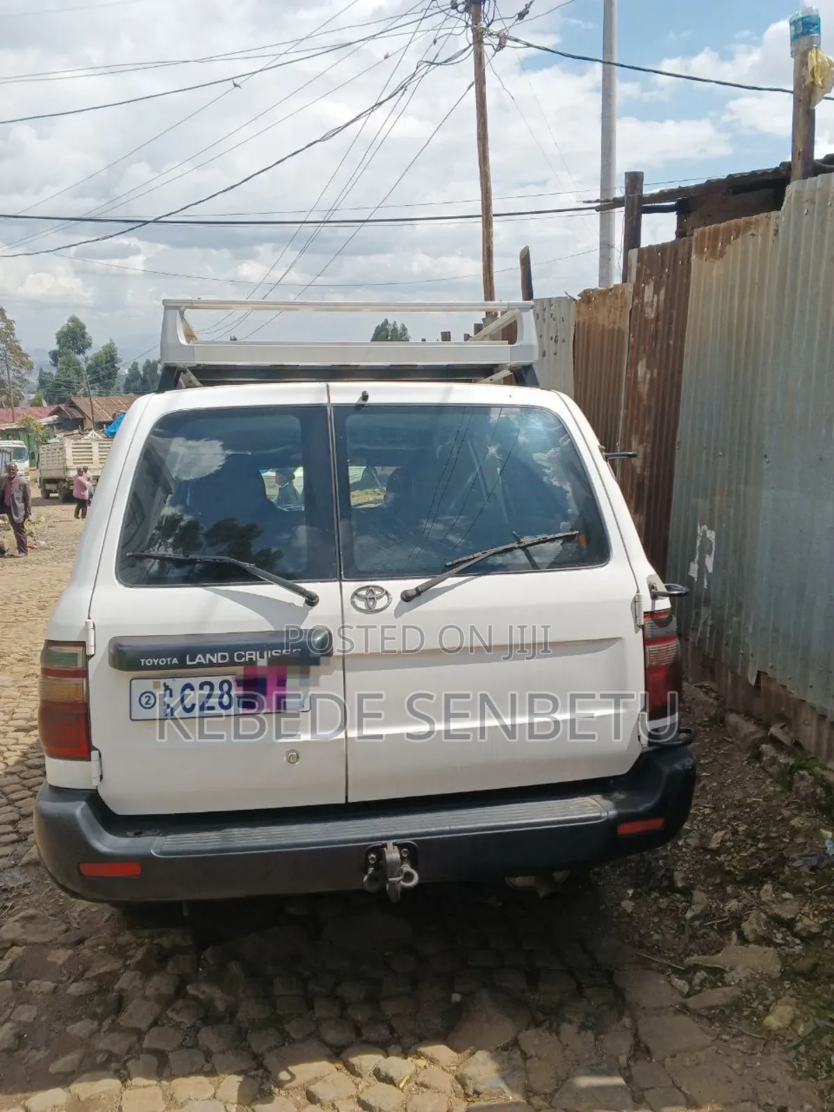 Toyota Land Cruiser 2003 White
