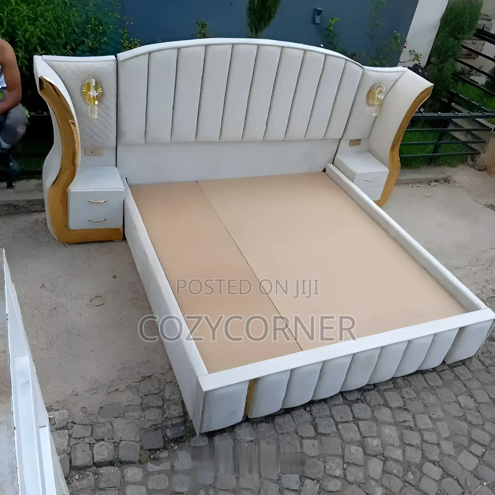 1.50 Meter Bed With Led Lights To Dream Better.