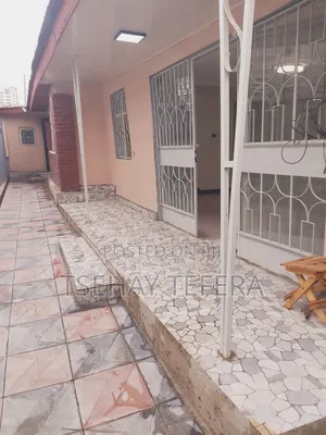 Photo - 3bdrm House in Yeka for sale