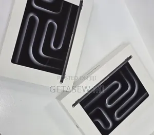 Photo - New Apple MacBook Pro 2024 M4 Max 14-Inch 16GB Apple M4 Pro SSD 1T