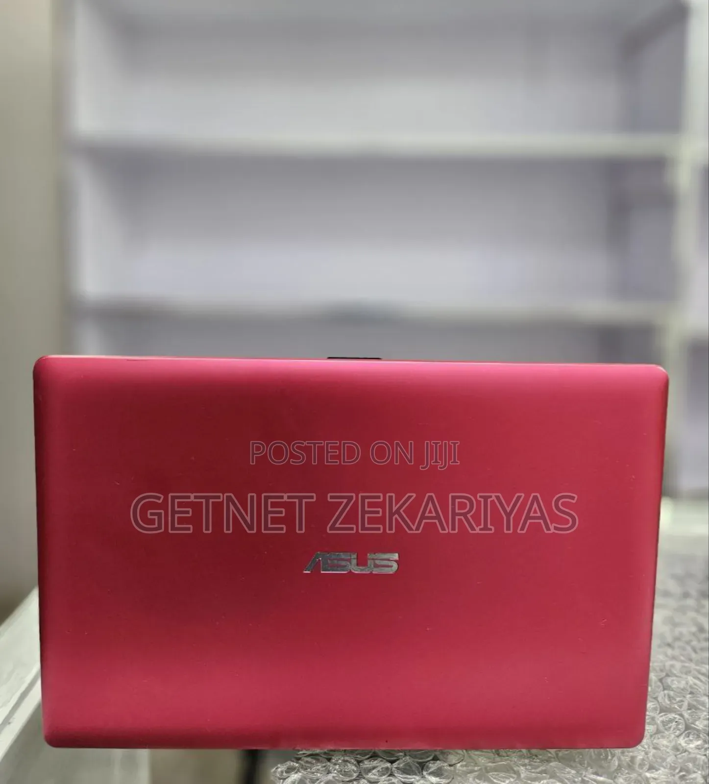 New Laptop Asus 2GB Intel Pentium SSD 320GB