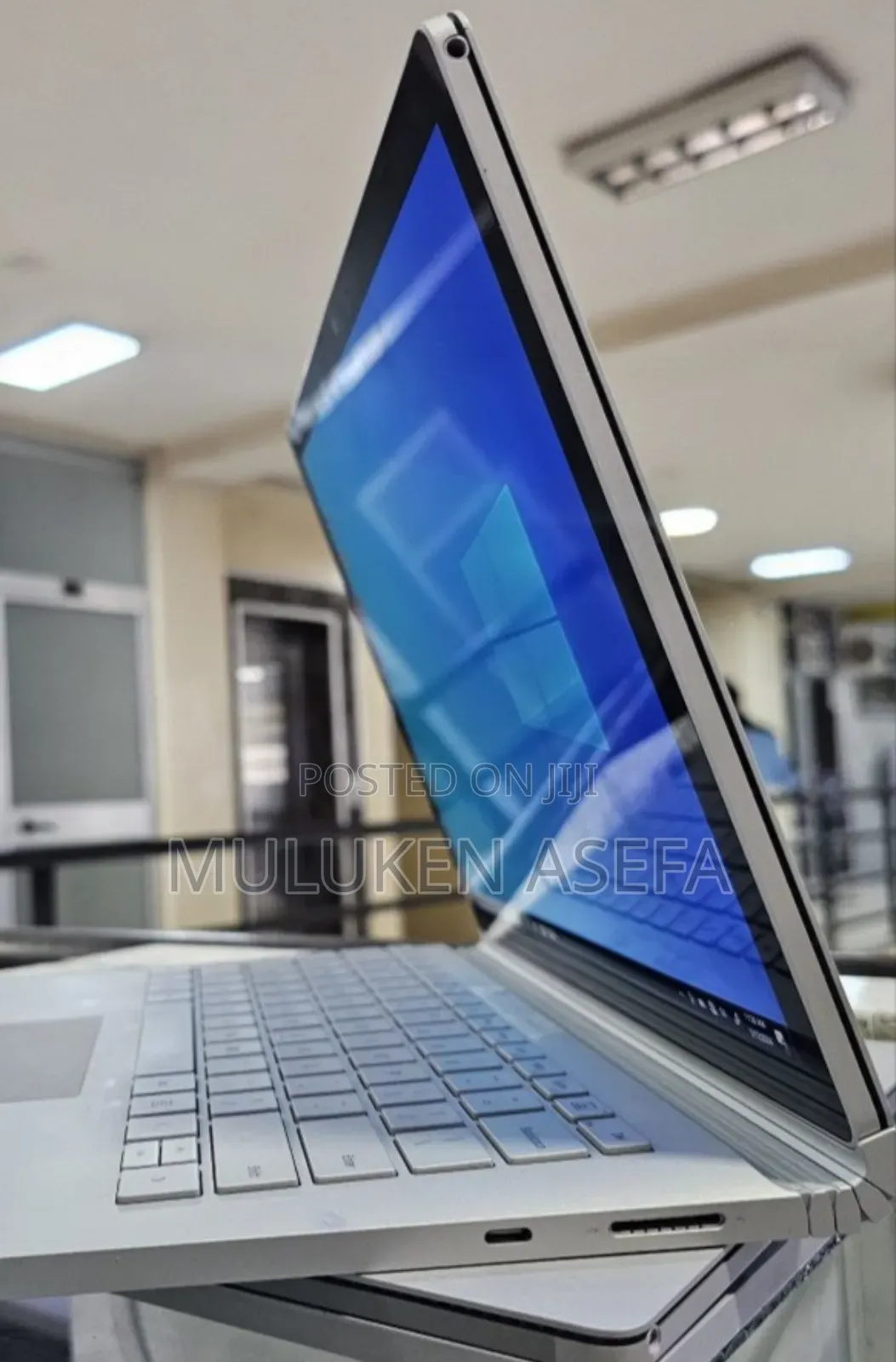 New Laptop Microsoft Surface 16GB Intel Core I7 SSD 256GB