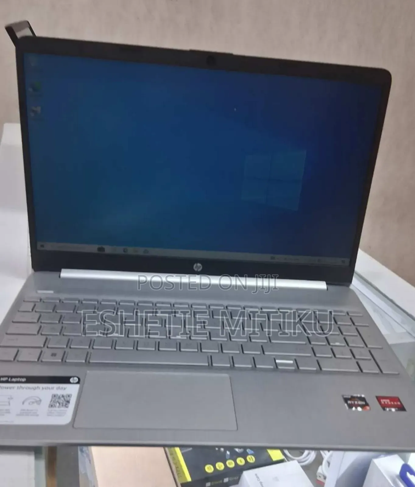 New Laptop HP 16GB AMD Ryzen 3 SSD 512GB