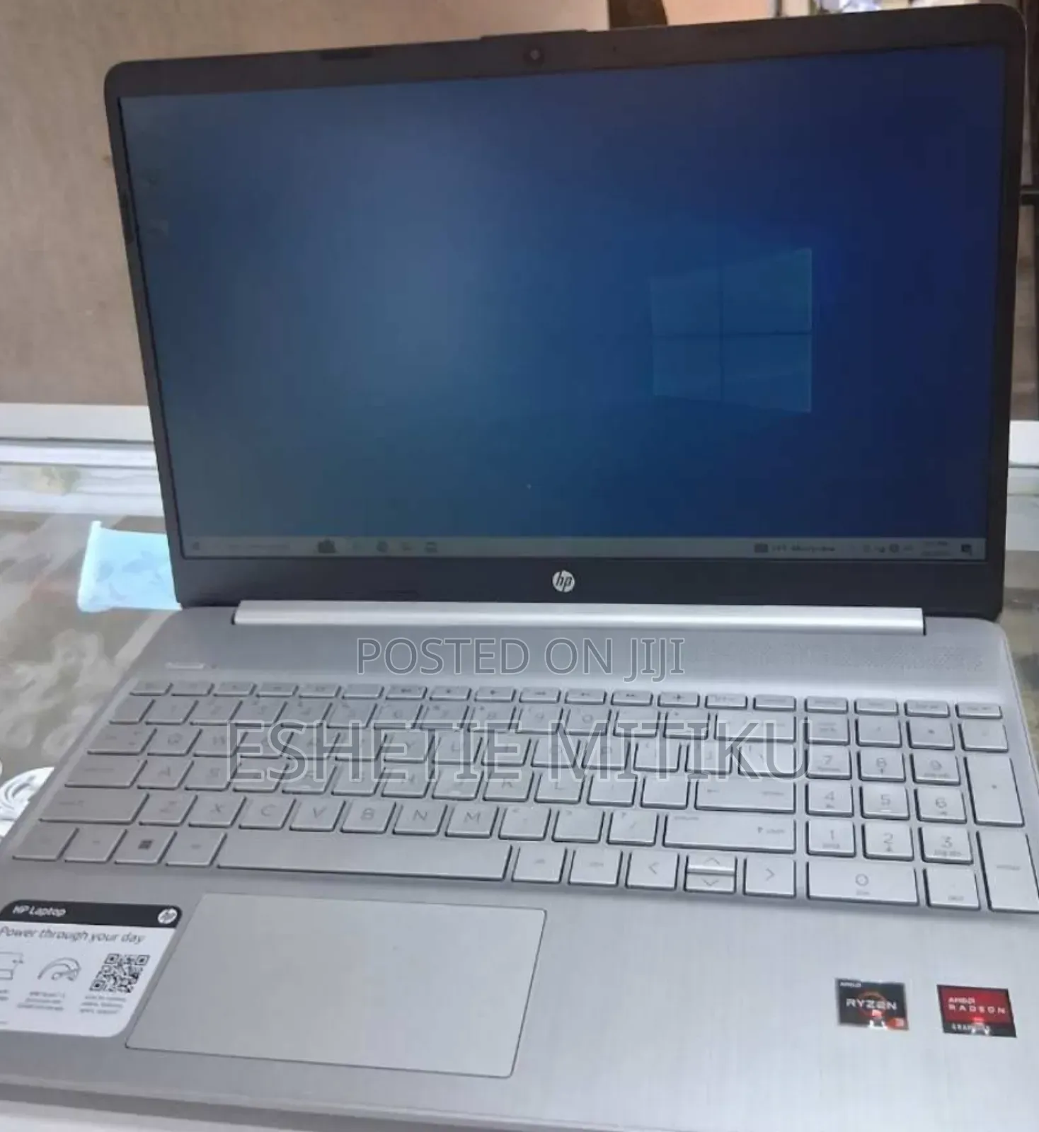 New Laptop HP 16GB AMD Ryzen 3 SSD 512GB