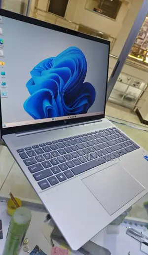 New Laptop HP Pavilion 15 16GB Intel Core I7 SSD 1T